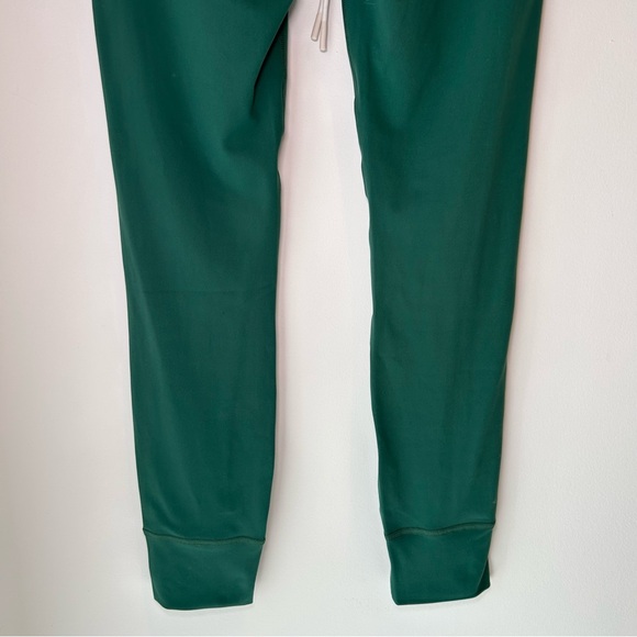 NWT Vuori Daily Piped Legging Viridian Size Small - Picture 11 of 16
